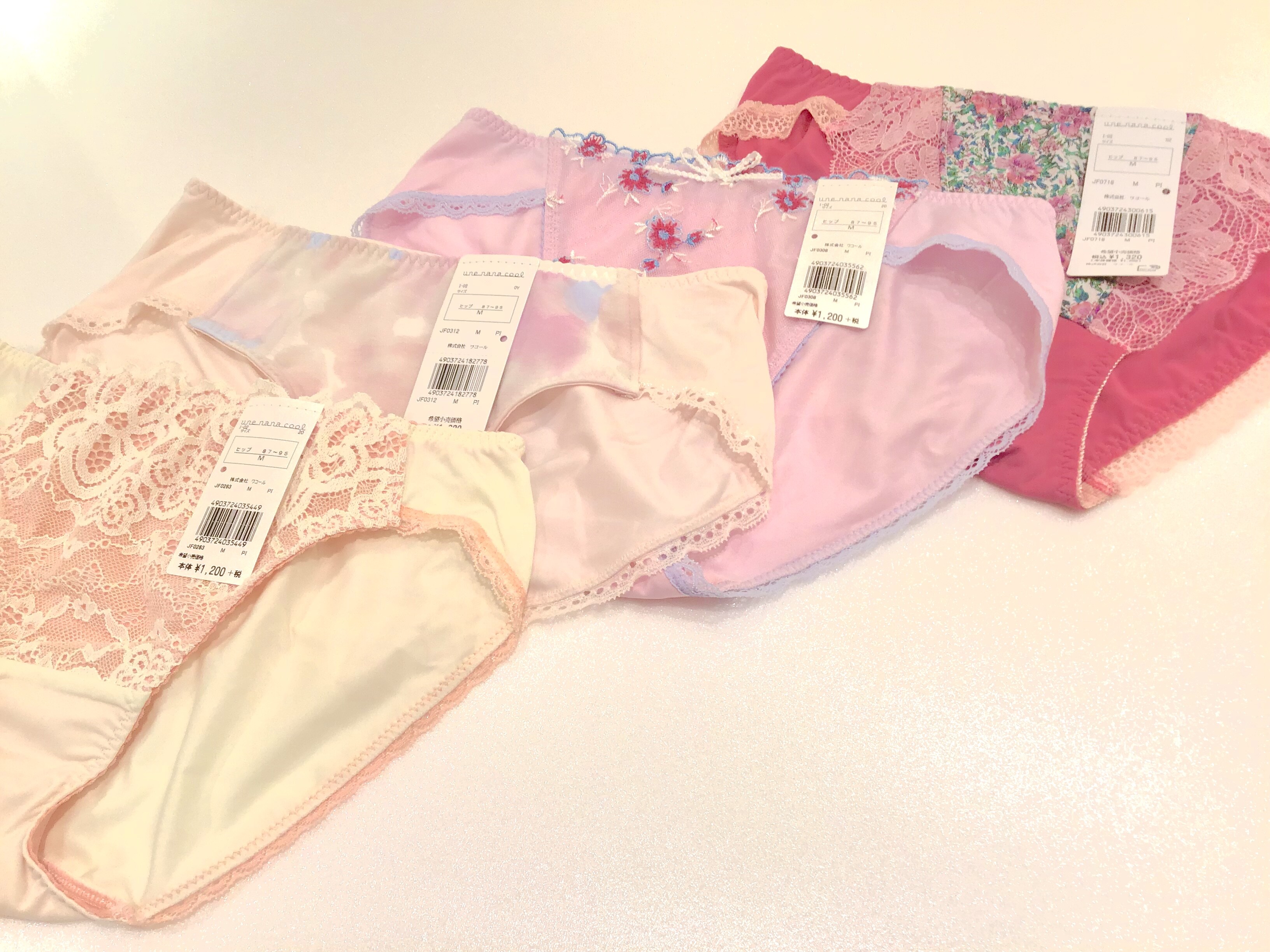 ナナ まとめ商品（レッド＆ピンク ピンク系の下着はコチラ☆｜une nana cool commune